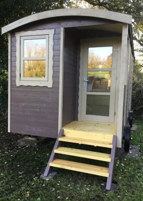 the retreat shepherd hut